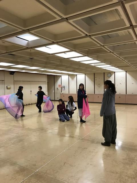 なんというイラつくカップル!