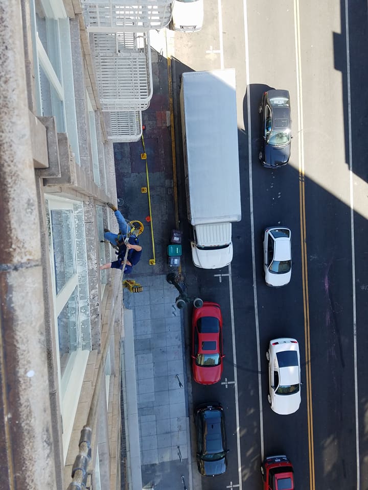 Window Cleaning Hayward, CA Professional Window Cleaning