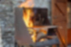 Barbecue toestel gestookt op Wilgenhout van eigen domein