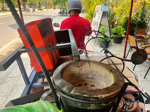 【アンコールタイガーFCのゲーム前のイベントに出店】