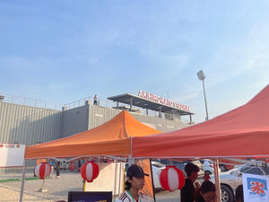 【アンコールタイガーFC様の日本食フェアを視察】