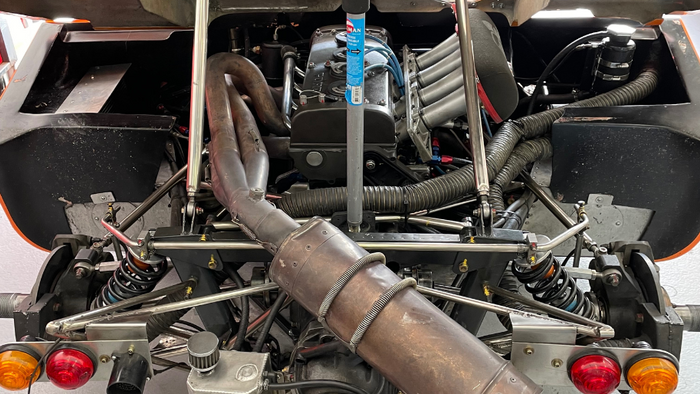 Chevron b19 for sale37.png