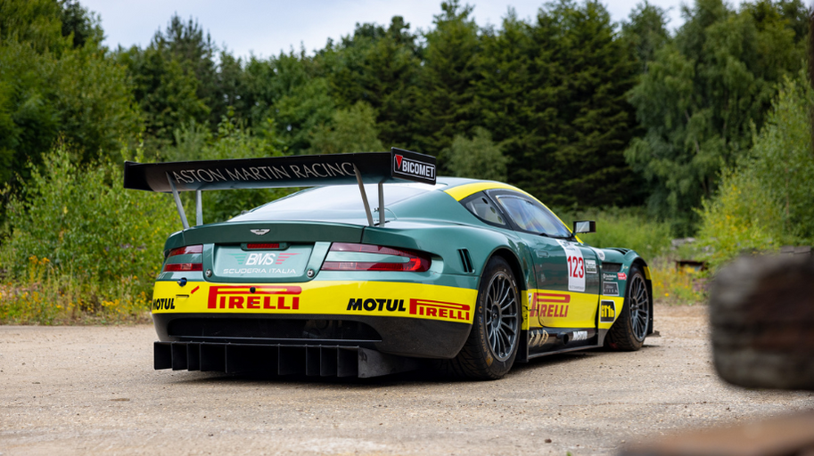 aston martin dbr9 gt1 for sale110.png