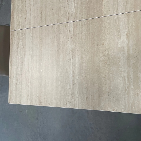 Thumbnail: Century - Extendable