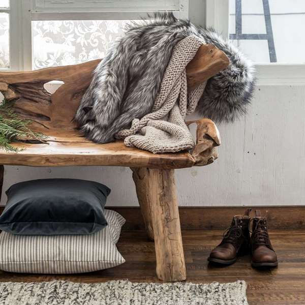 Thumbnail: Natura Dian (on display)