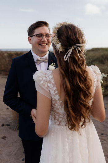 why eloping is a good idea, eloping at the beach in tenerife 