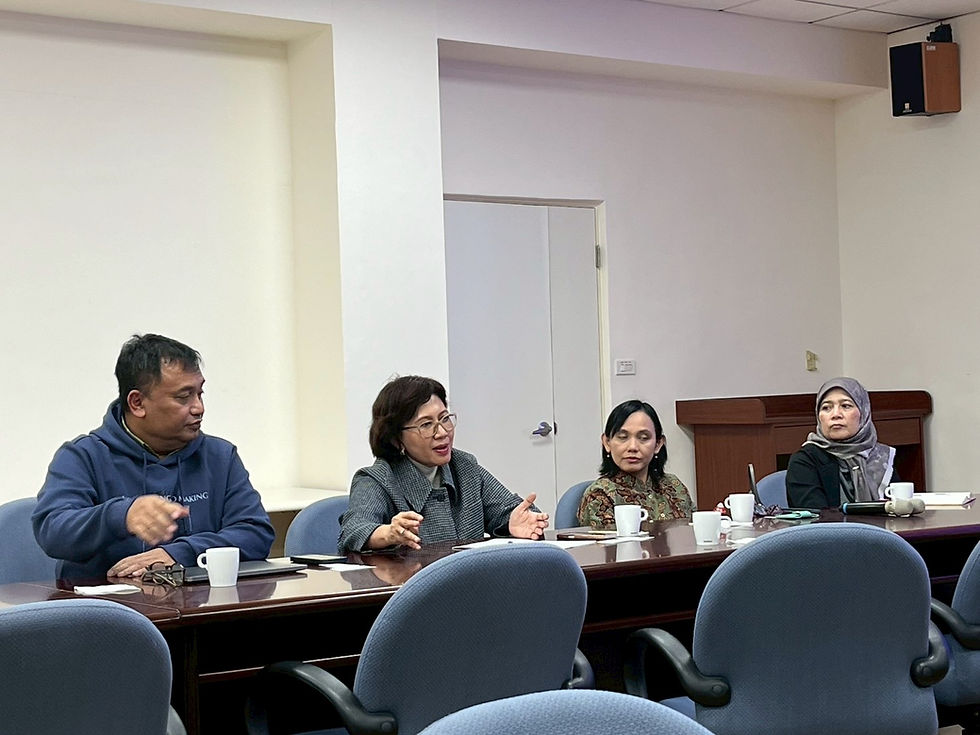 UGM Delegation Visit to IOB, NTU