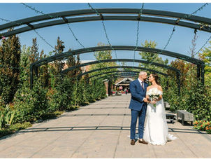 My Destination Photographer Experience Photographing a Toronto Wedding