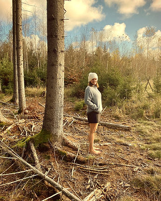 andrea kampermann im wald