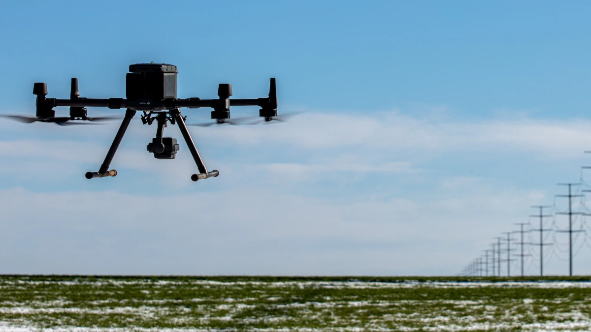 DJI-M300-inspecting-power-lines.webp