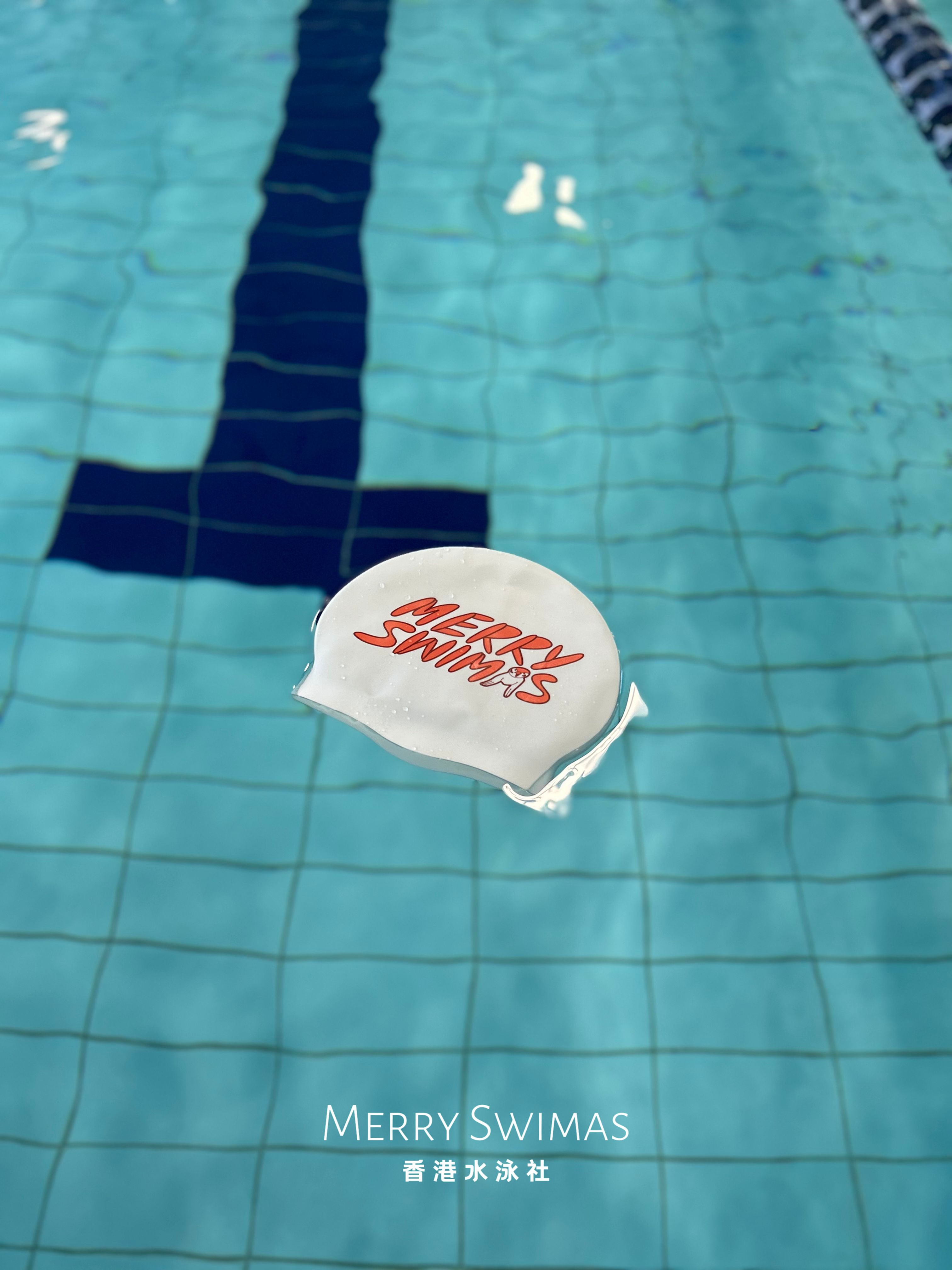 Deep Blue Pool Girl Swim Cap｜Deep Blue Pool Girl Swim Cap