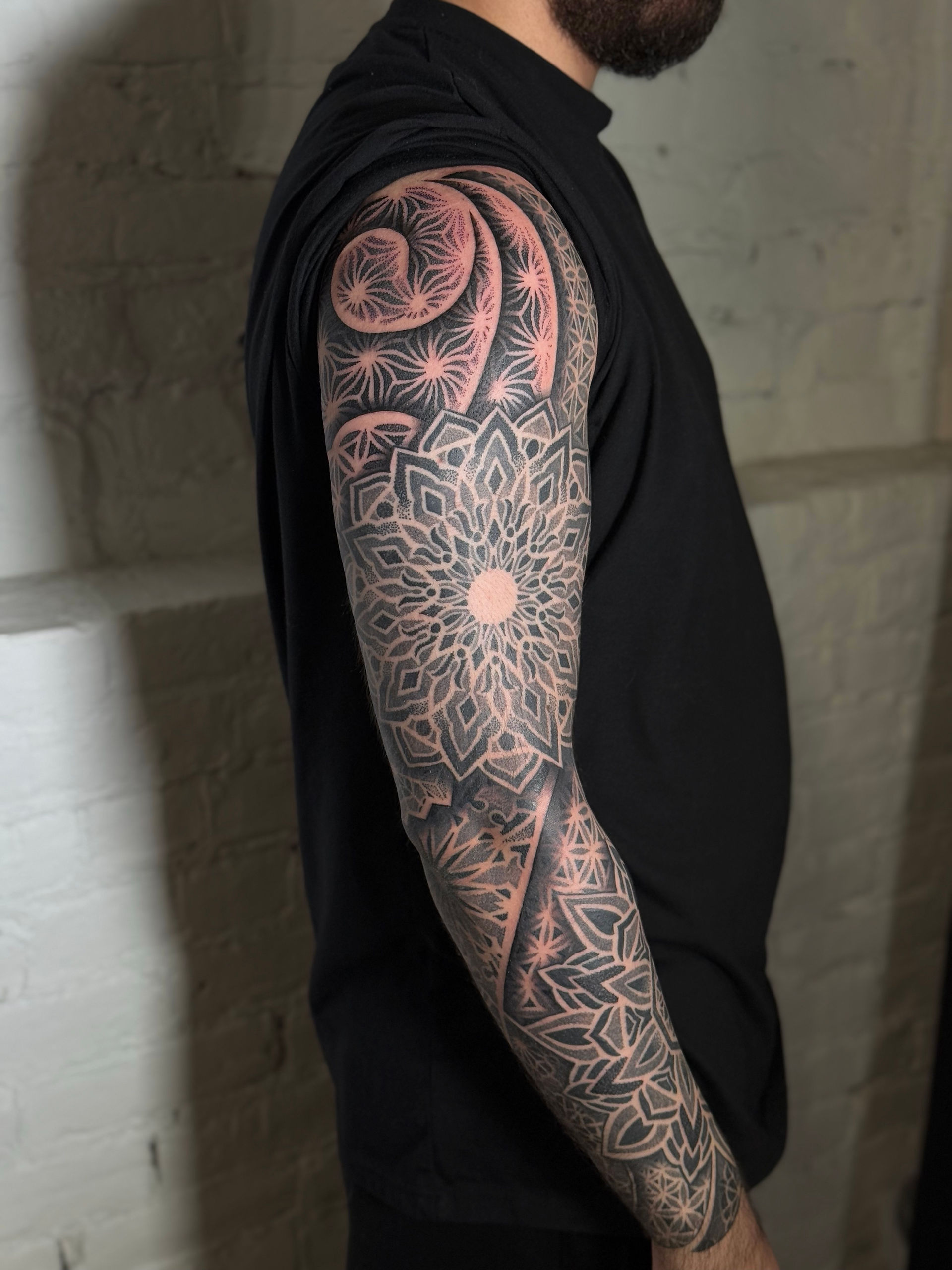10 quesions with tattoo artist Azl with Tattoonews.com