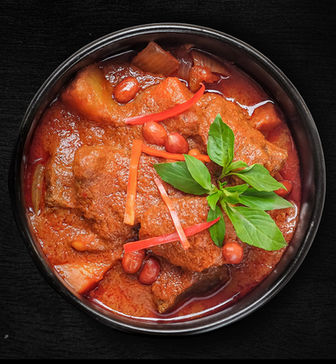 Signature dish served at Hidden Thaiger, Hội An 2