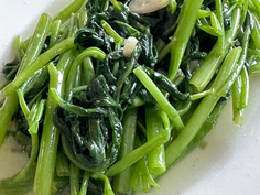 家庭の野菜炒めに「強火と鍋振り」は逆効果——中華料理店との火力の違いから考える