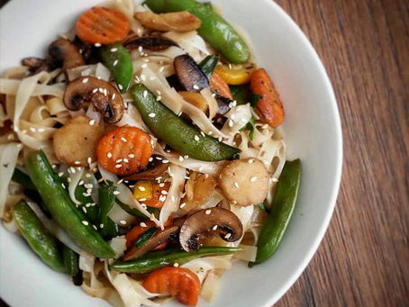 KOREAN STIR-FRIED VEGGIE NOODLES
