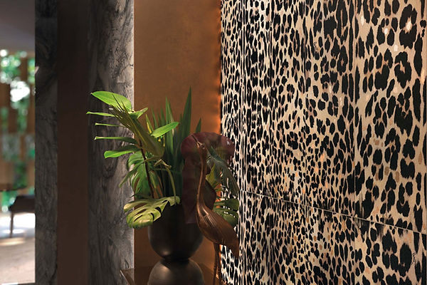 ROBERTO CAVALLI／RIZZOLI MACLAINE - chair with armrests | Roberto Cavalli Home Interiors