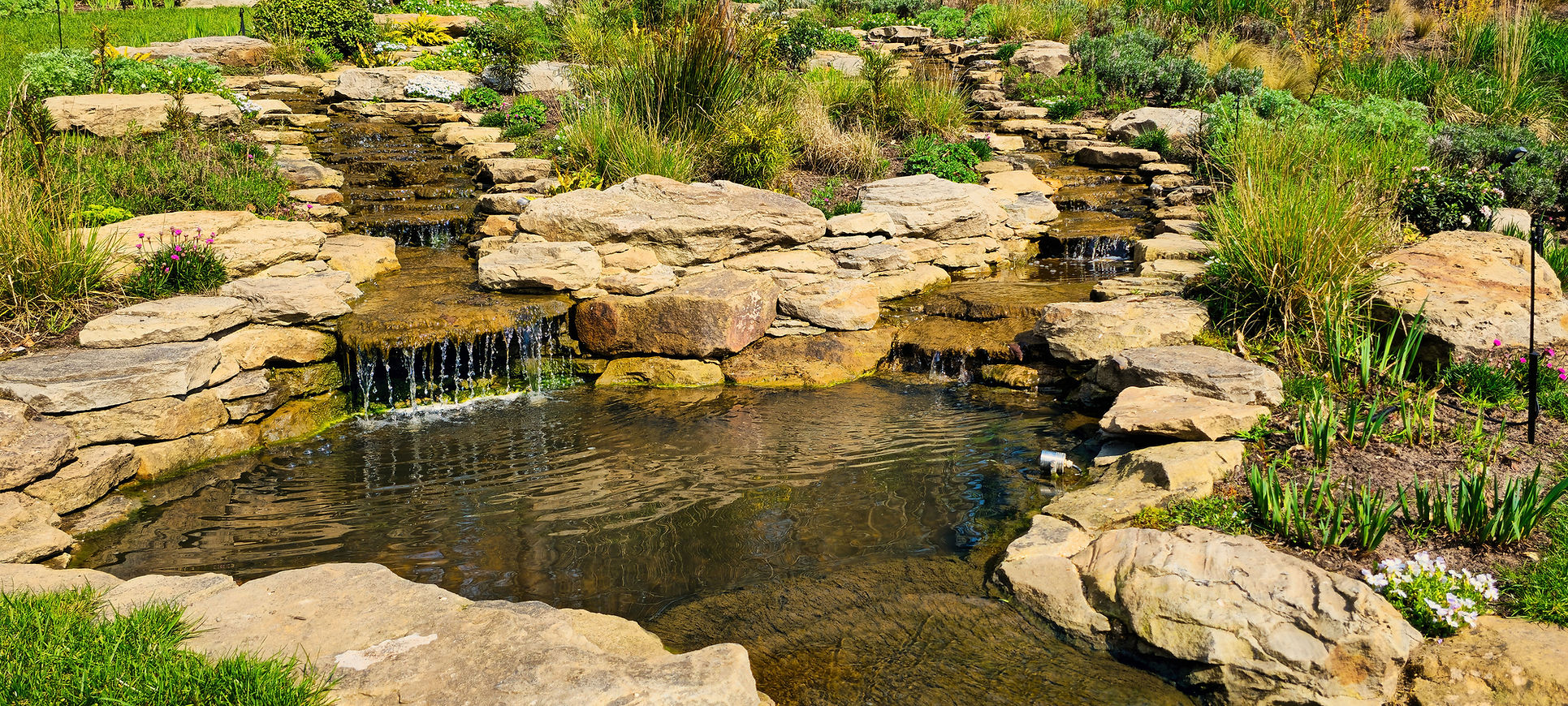 cascade-waterfall-and-pond.jpg