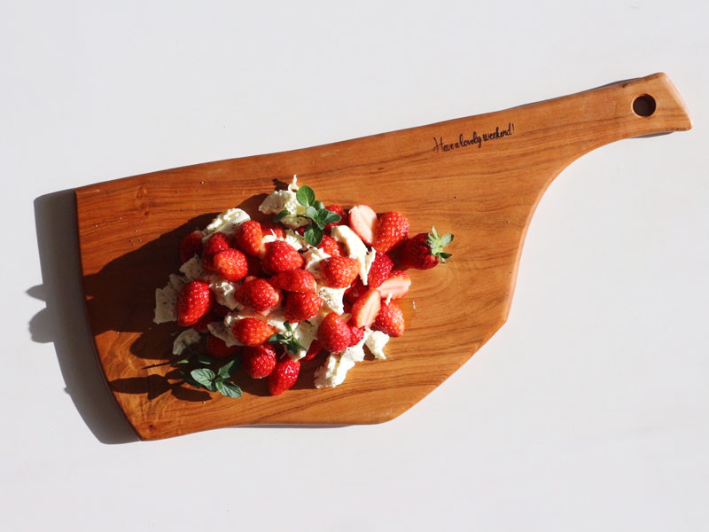 食べ物が美味しそうに見える色のカッティングボード 1月の限定ボード第２弾です