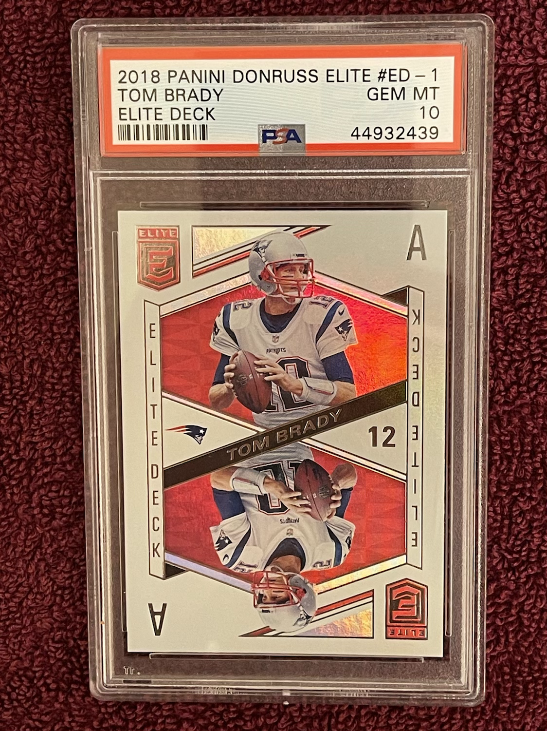 TOM BRADY JERSEY #12 REFRACTOR CARD PATRIOTS PRIZM 2018 Donruss Elite Deck #ED-1