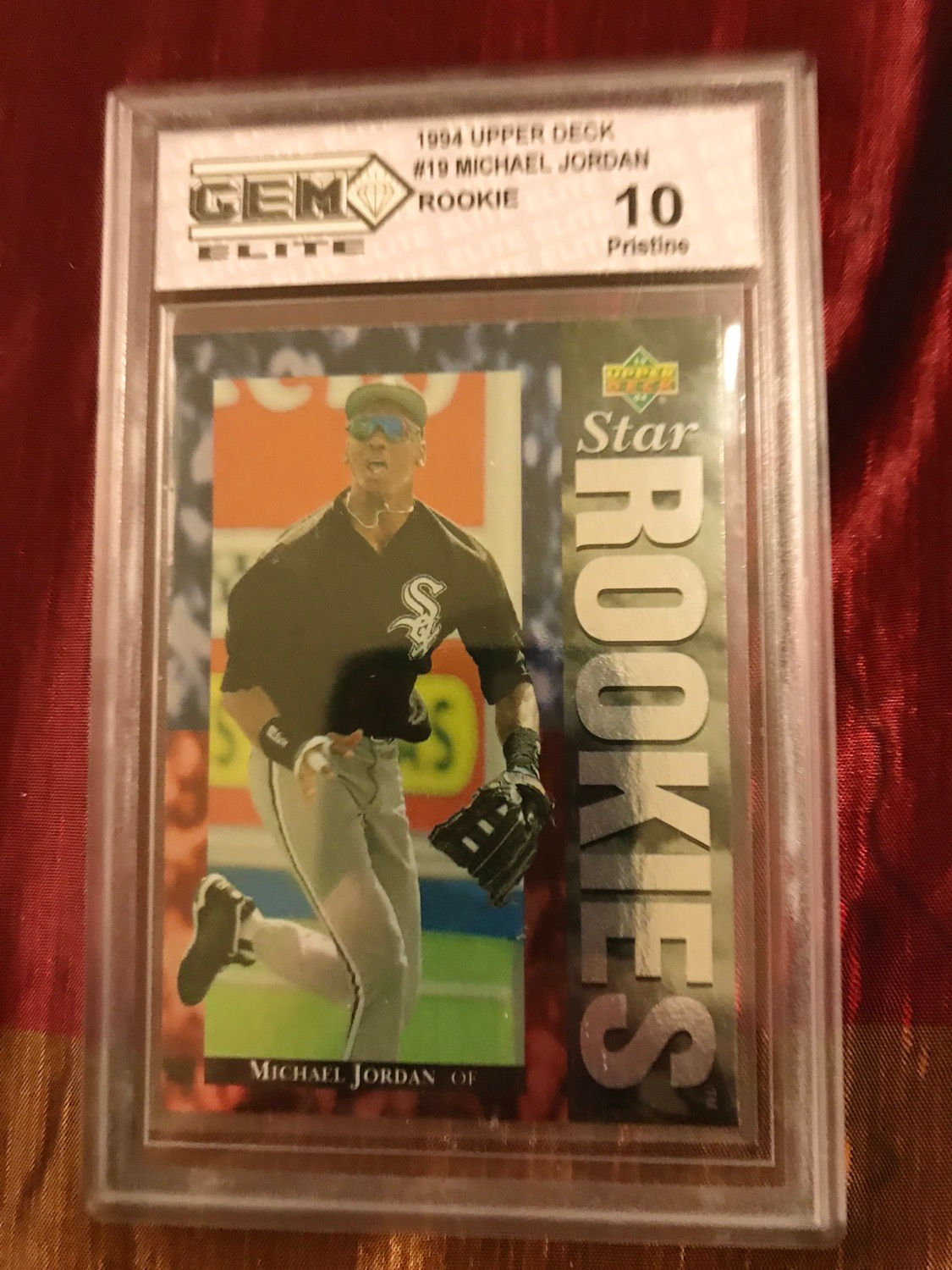 1994 UPPER DECK MICHAEL JORDAN ROOKIE BASEBALL CARD #19 GEM ELITE “10”