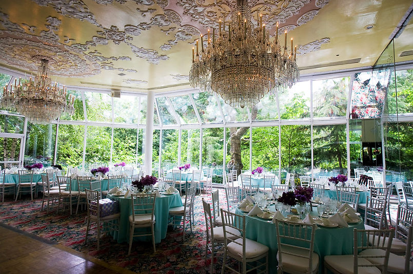 Elegant Dining