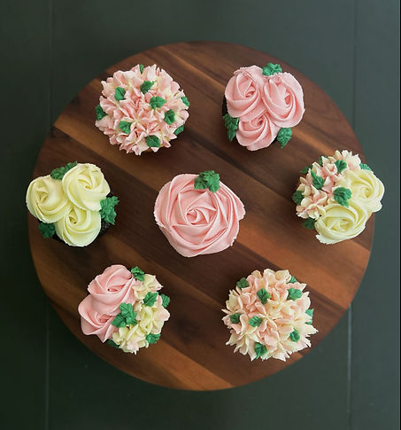 Floral Cupcakes.jpg