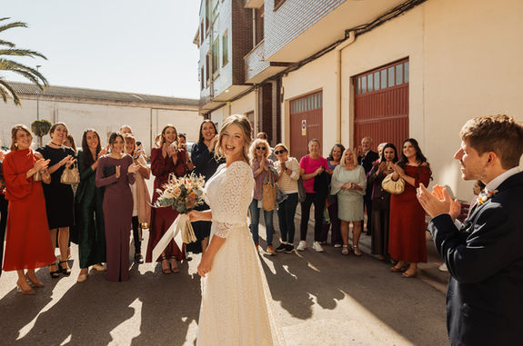 Preparativos de Soraya en Azagra Navarra antes de la boda en Restaurante Marisol Cadreita