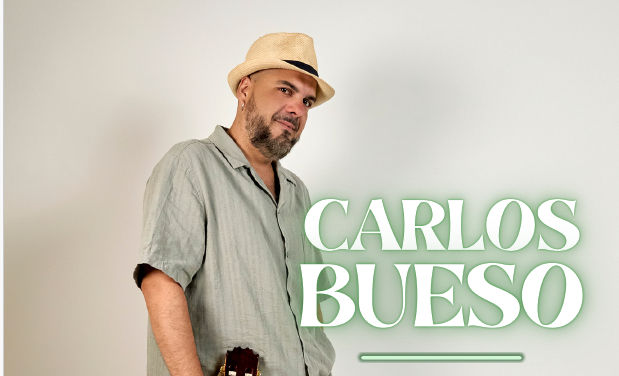 Carlos Bueso en directo en Los Pasos de Lola