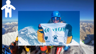 World Record Alert:Prakriti Varshney from Delhi becomes the first vegan woman to scale the Mount Eve