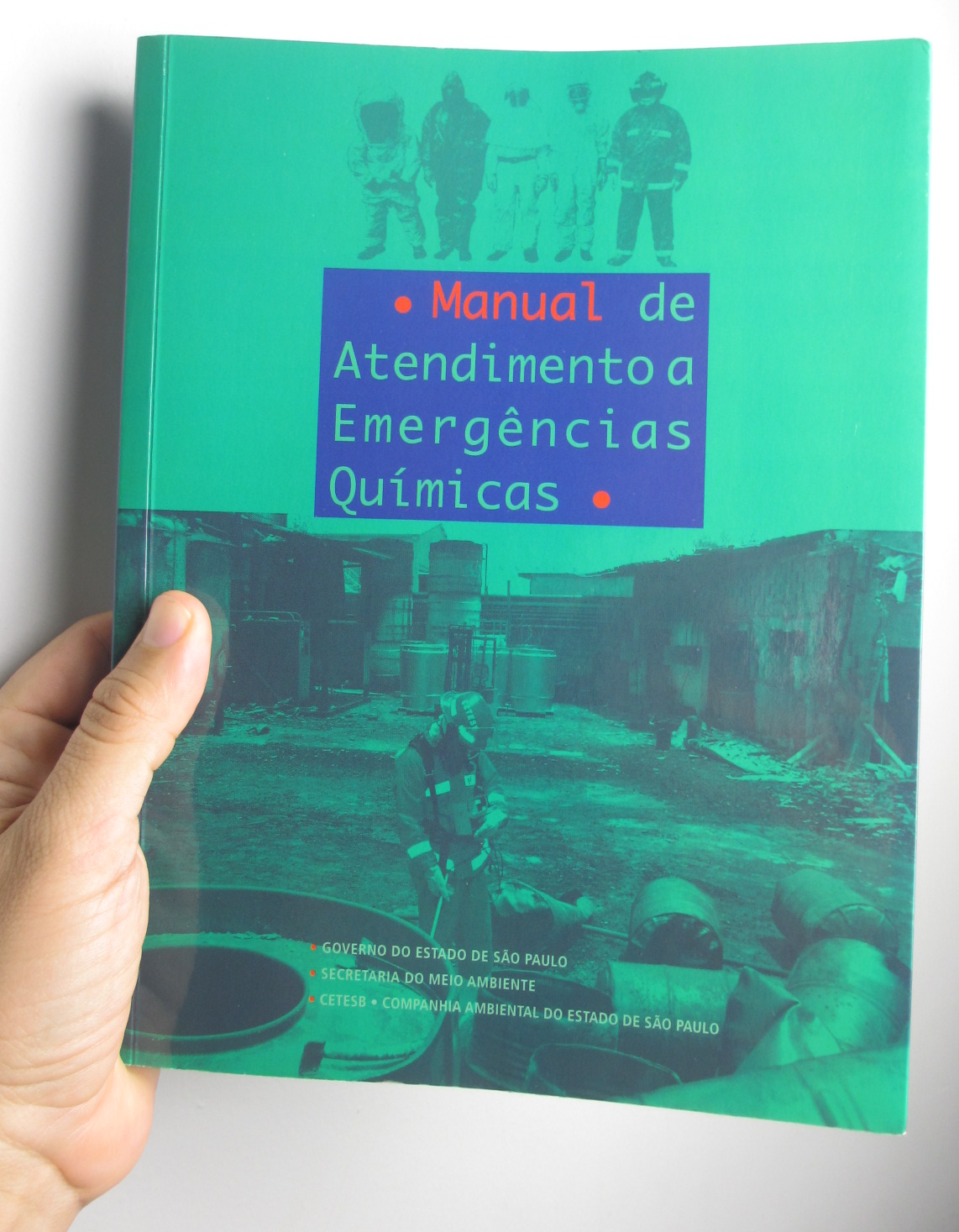 Atendimento a emergências químicas