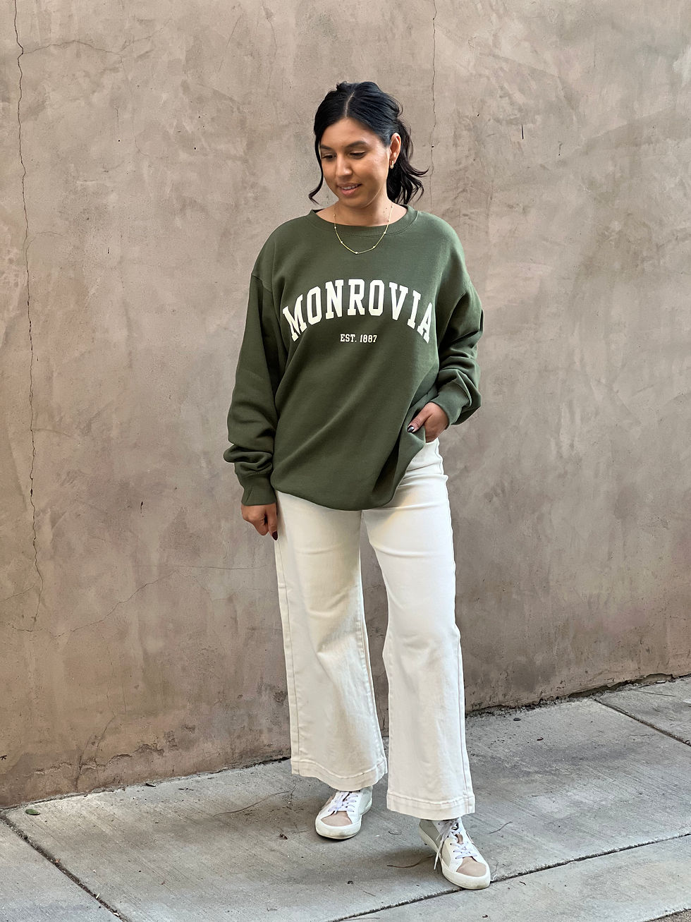 MONROVIA Sweatshirt