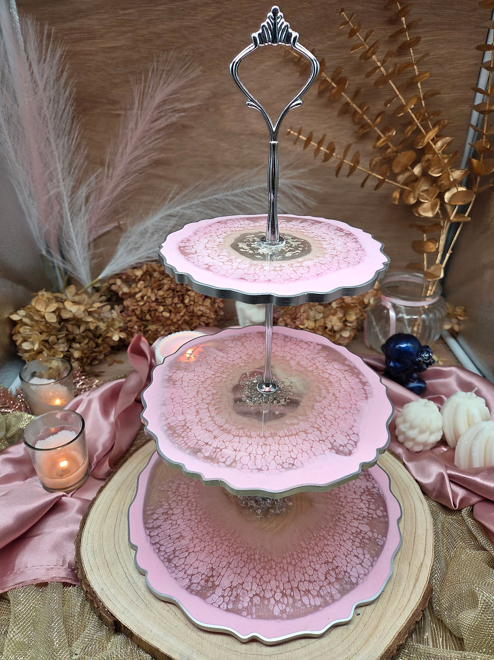 Miniaturbild: Blush Crystal – 3-stöckige Geode Etagere