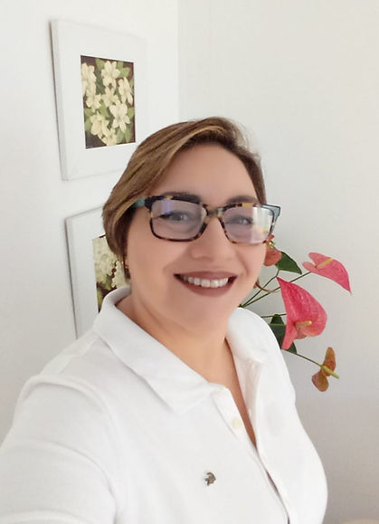 Monica_Perfil.jpeg
