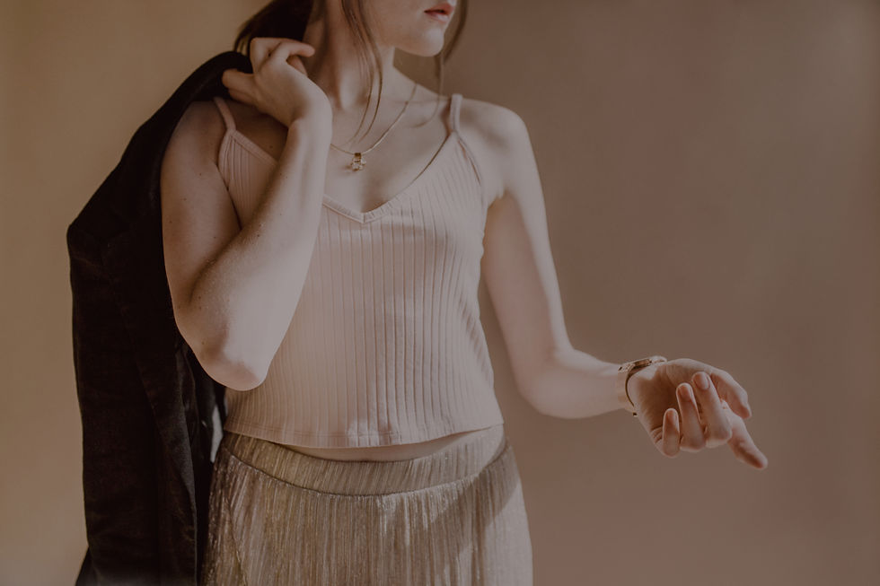 model-wearing-jewelry-2025-02-10-13-44-11-utc-2_edited.jpg