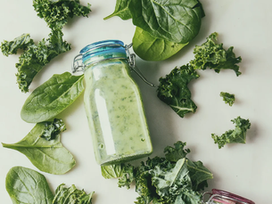 Lyftaal Recipe: Glowing Green Collagen Smoothie