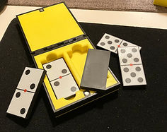 Dizzy Dominos im Eddy Tytelbaum Style 3D Druck F. Holweck
