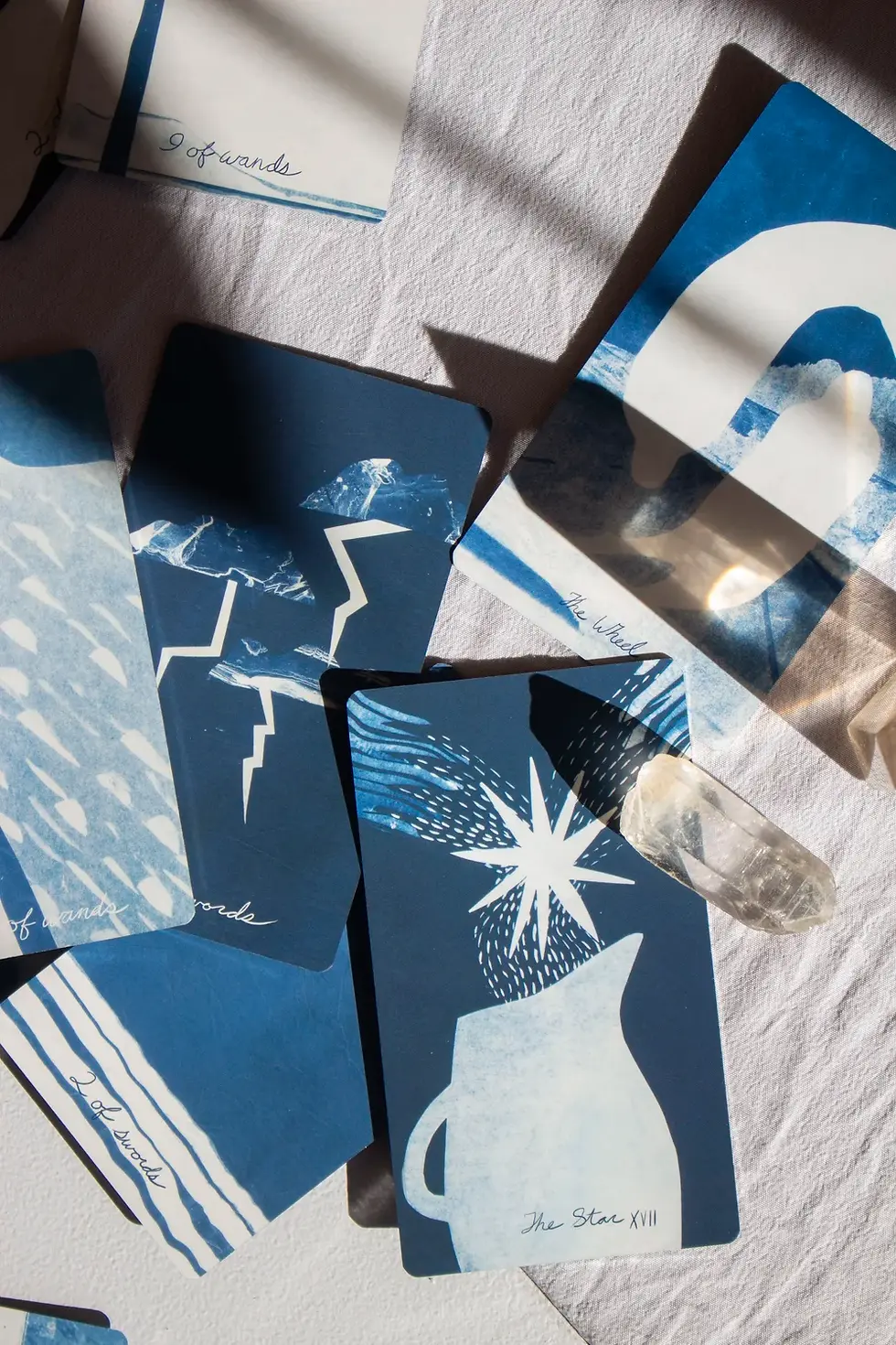 Miniatura: Blue Earth Tarot by Alyson Davies