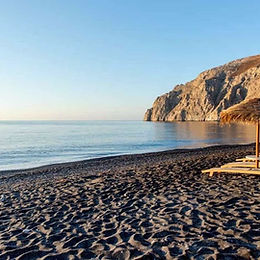 Kamari beach