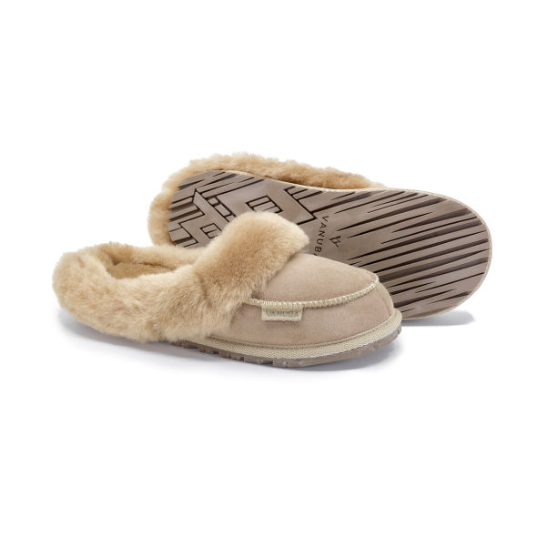 Miniatura: Chaussons beige en peau de mouton NAJDI, confortables et chauds