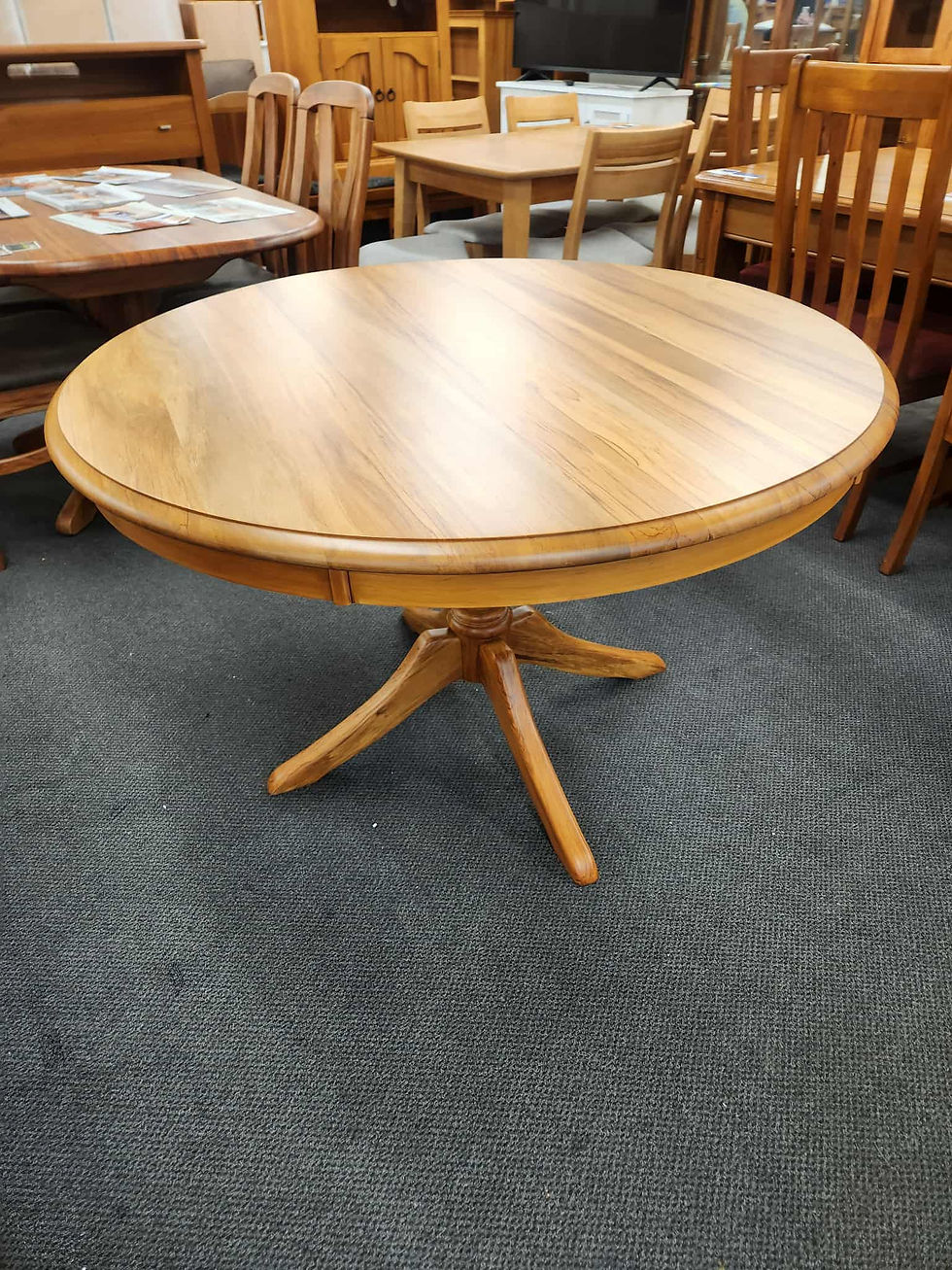 Thumbnail: Danske Mobler Solid rimu 5pcs dining suite!