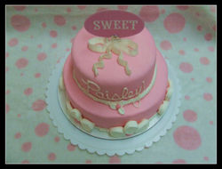 Baby shower cake