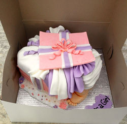 Baby shower cake