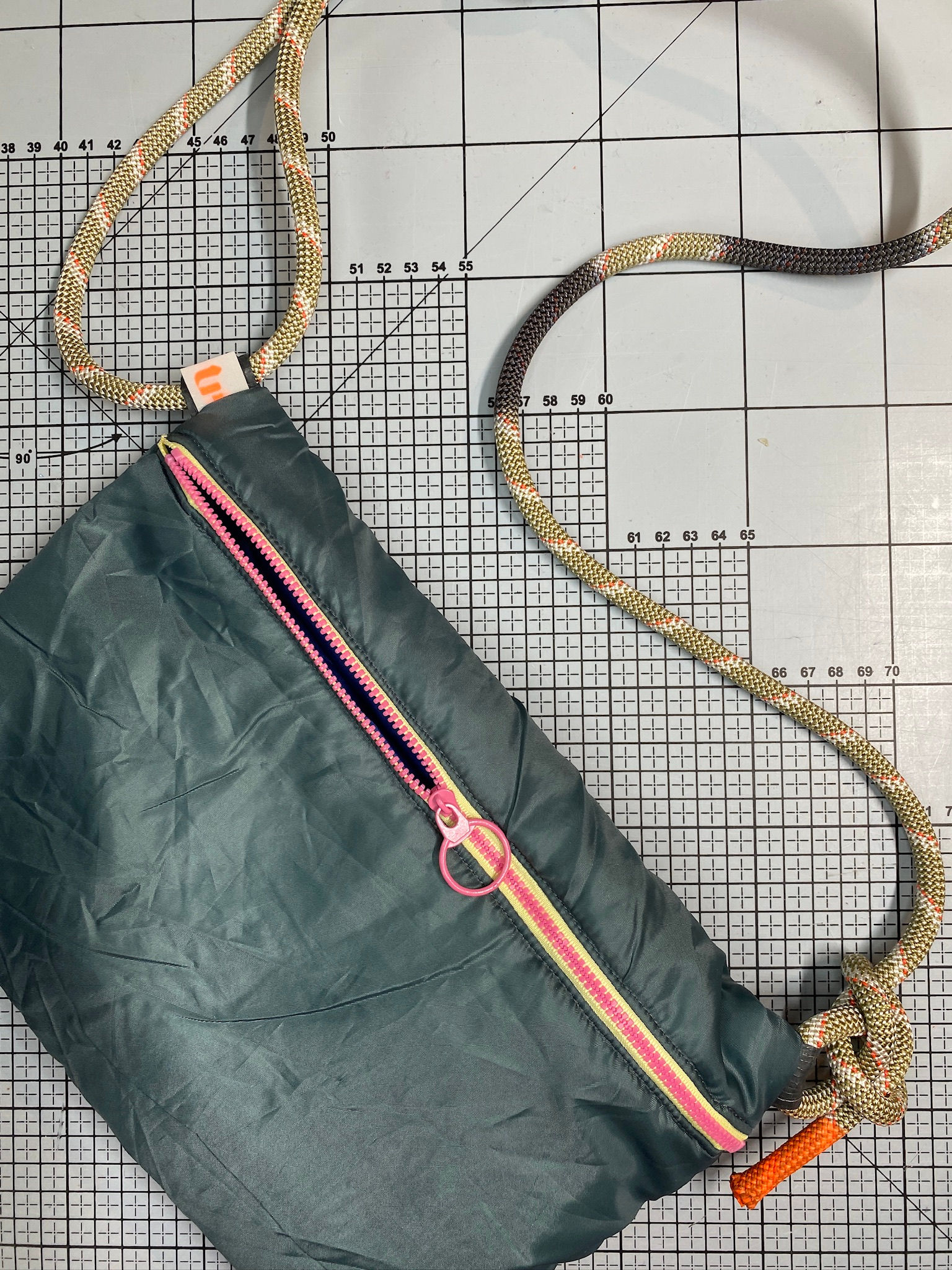 Second Soul Crossbody – Padded Festival Tent Edition (Unikat)