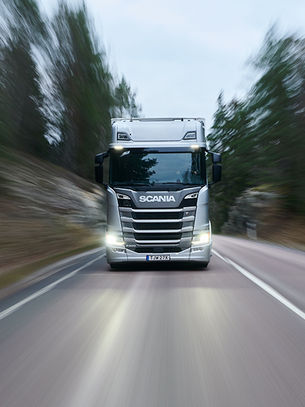 Nya lastbilar på väg till Hörby Yrkesgymnasium