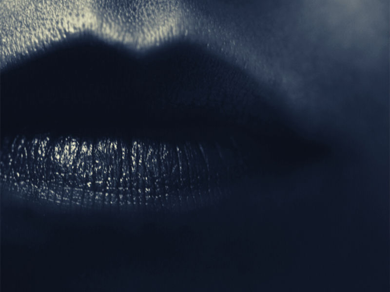 Dating When You're Kinky: 3 Tips for Exploring BDSM With New Partners