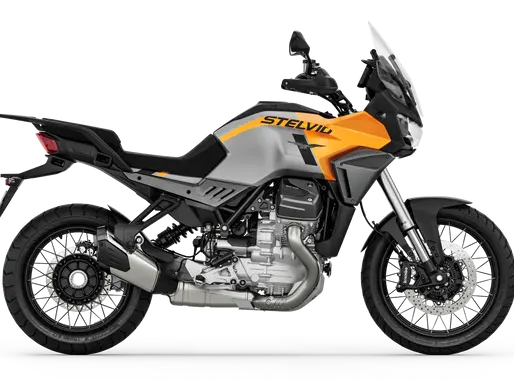 MOTO GUZZI Stelvio - Moto de direction