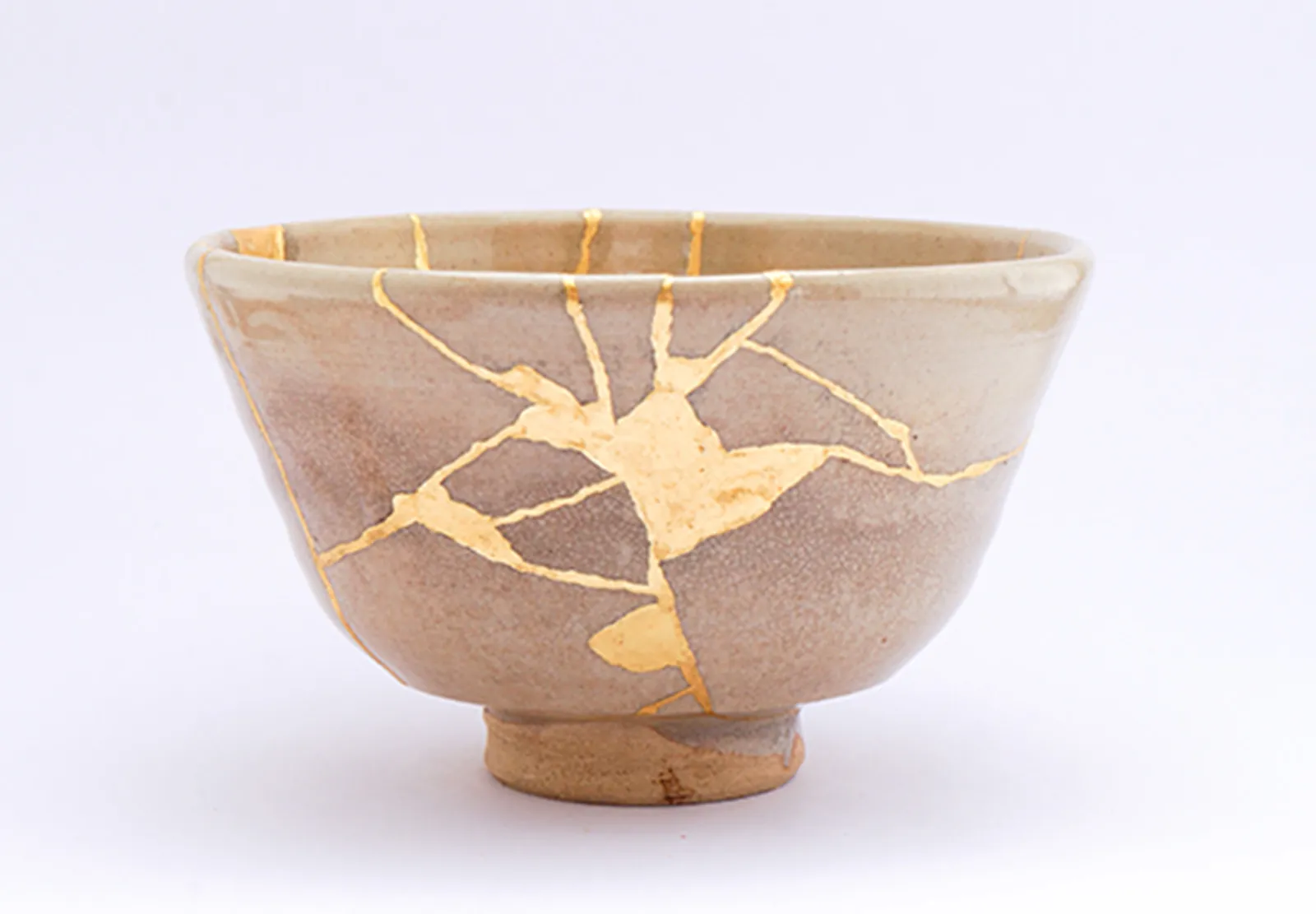 Kintsugi-pottery.webp