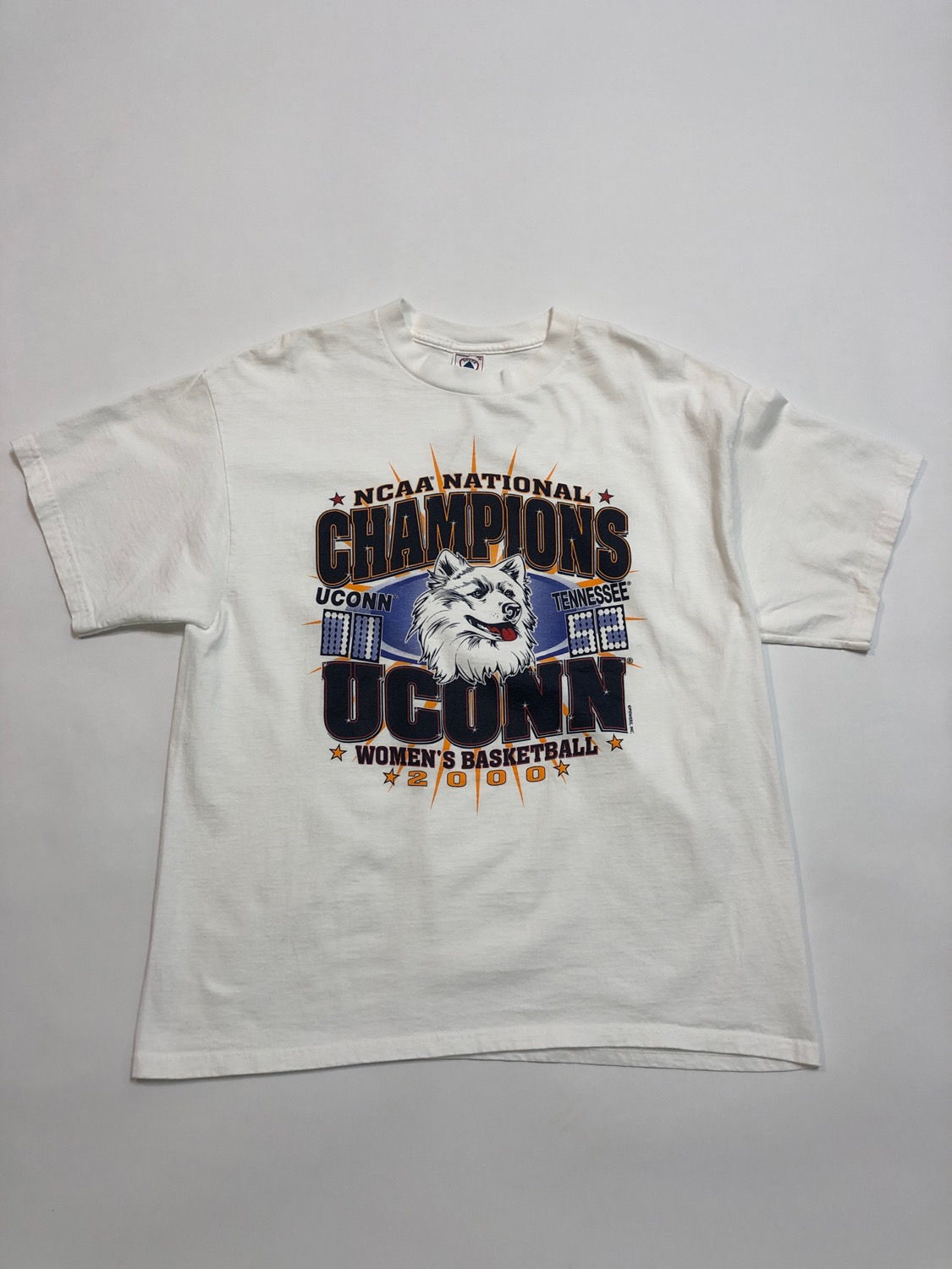 Vintage Uconn Women champion tee