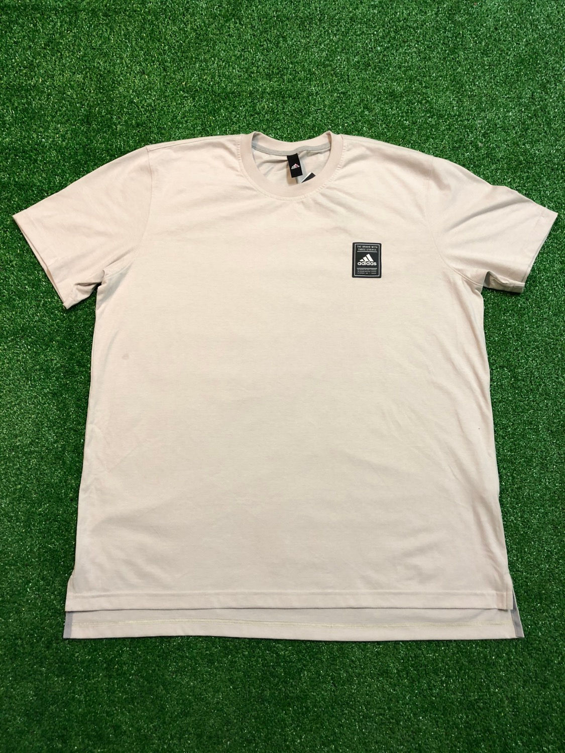 D/S Vintage Adidas Tee