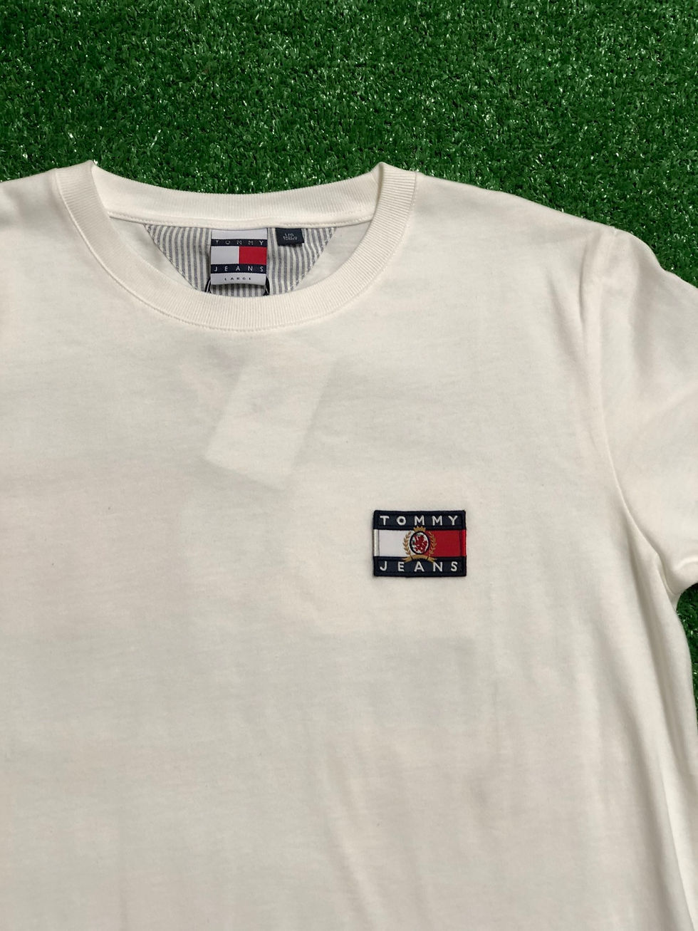 Thumbnail: D/S Vintage Tommy Hilfiger Tee